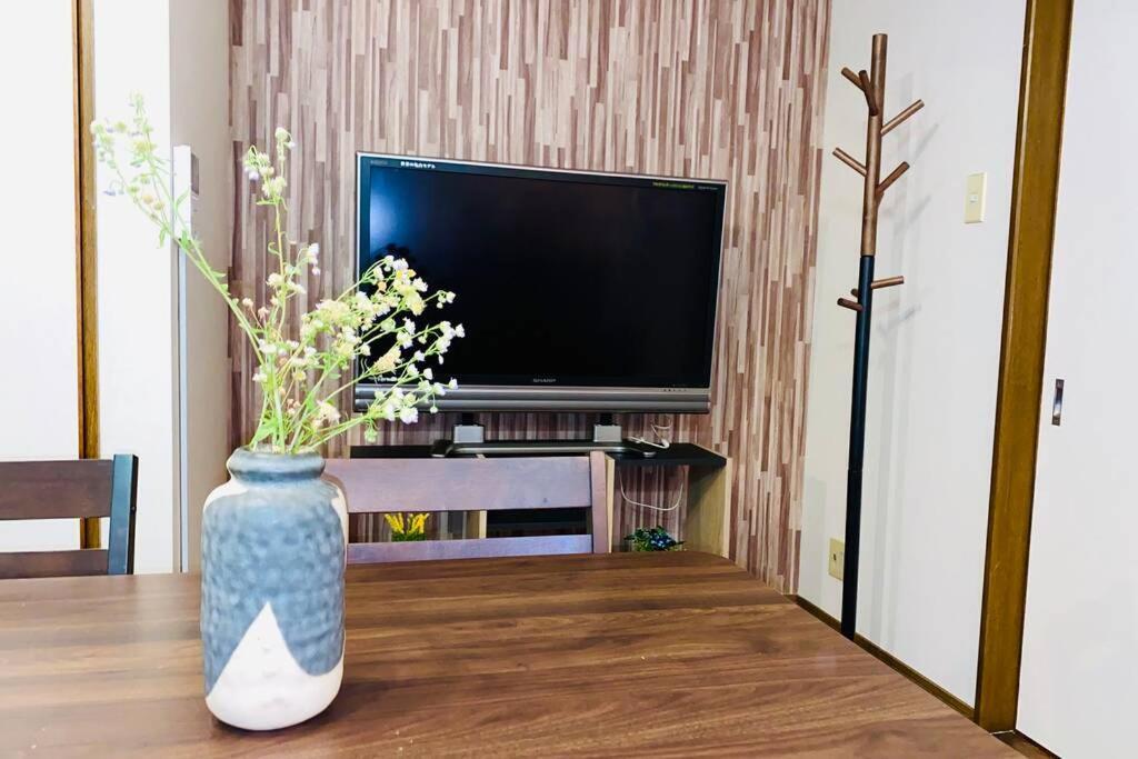 Holiday home 彬ーjr大阪環状線、近鉄駅、地下鉄 徒步5分、天然温泉、鶴橋焼肉観光。usj、心斎橋直通、交通便利