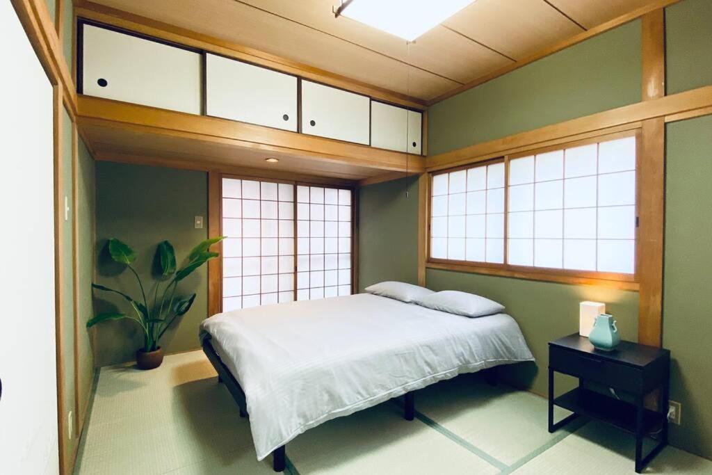 Holiday home 彬ーjr大阪環状線、近鉄駅、地下鉄 徒步5分、天然温泉、鶴橋焼肉観光。usj、心斎橋直通、交通便利 *