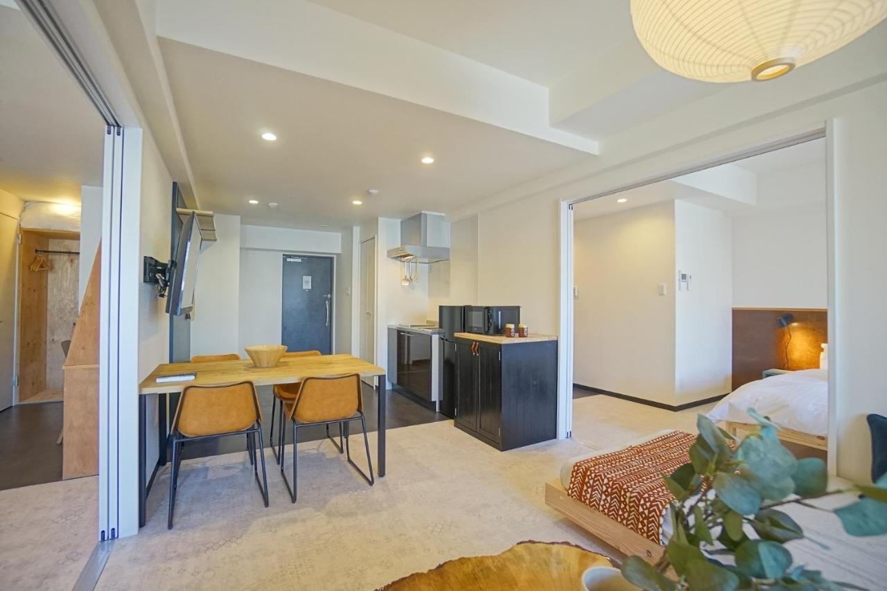 Earthmans Osaka-jo 3* Osaka