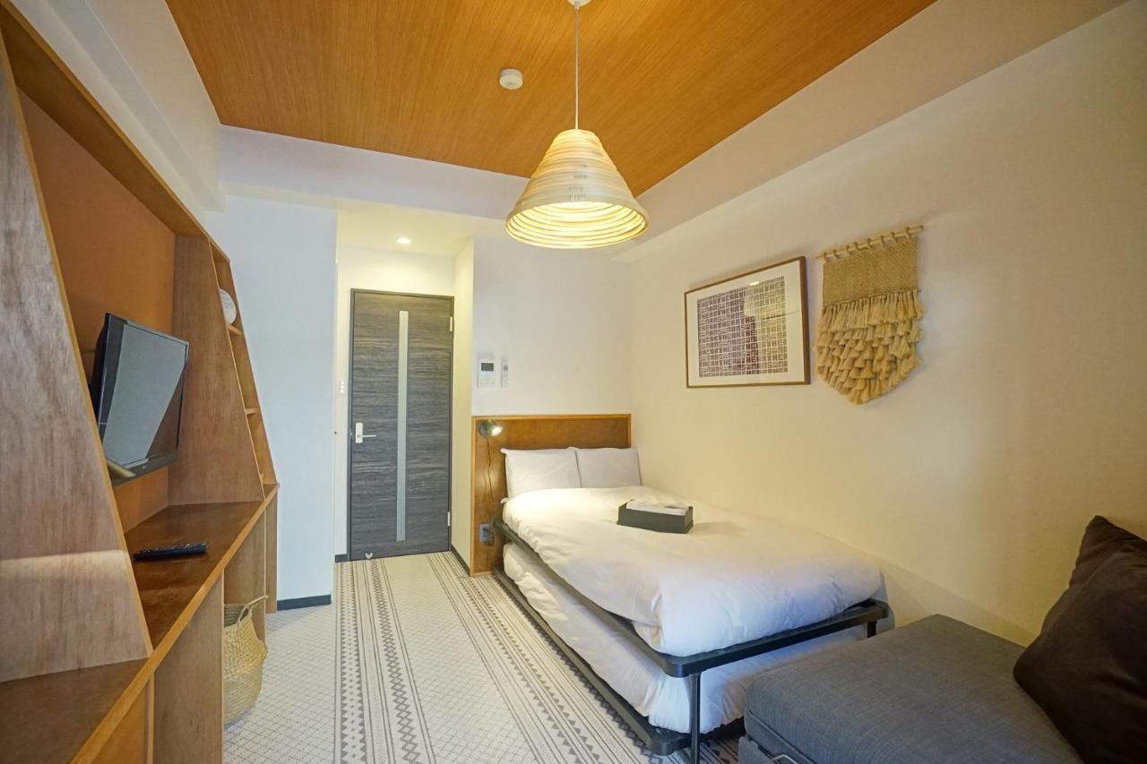 Earthmans Osaka-jo 3* Osaka