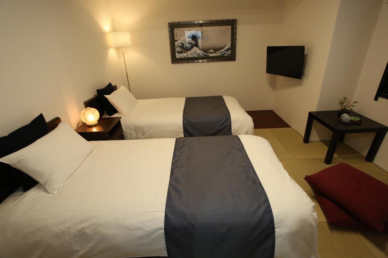 Hotel Rozy Namba 3*