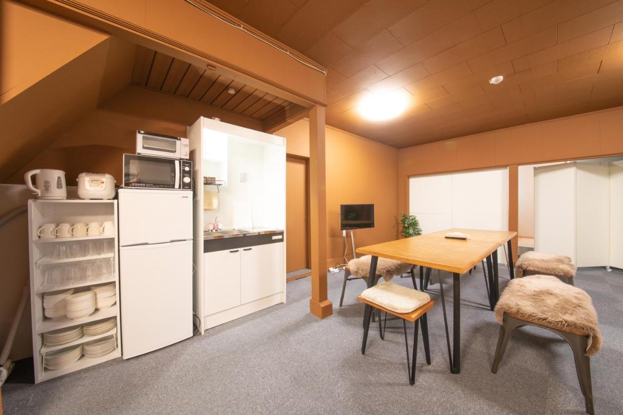 Apartment Golgo House
