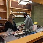 外国人staffがいるinternationalなhostel - Osaka Hana Hostel -