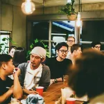 Hippo Hostel And Cafe Bar