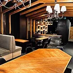 Namba Guesthouse Hive