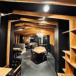 Namba Guesthouse Hive