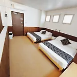 Poly Hostel 2 Namba