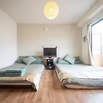 Sanacion Motomachi 6 なんば徒歩圏内 Netflix視聴可能 2部屋セット貸しでプライベートも確保