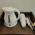 ホステル今鶴 四人部屋 302号室