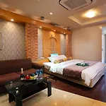 Hotel Axis -アクシス- (Adults Only)
