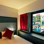 Cross Hotel Osaka