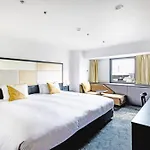 Cross Hotel Osaka