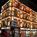 花跡民宿三号情侣房，家庭房，独享空间 ! 4分钟到难波，日本桥，心斋桥！