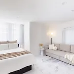 City Hotel Namba Prime