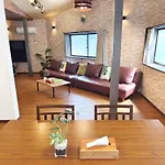 清潔#快適#広々なんば駅徒歩8分#9名宿泊可#Wi-Fiswitch#大画面tv