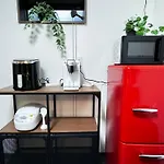 Official Trhouses 和御 玖鶴 15 Minutes To Shinsaibashi, Kuromon Market And Namba