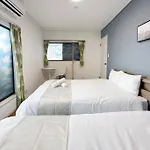 難波 梅田までアクセス良好 3階建ての一軒家を貸切 3寝室あり 最大7名様宿泊可能