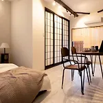 2Fモダン和風一軒家 花園町3Min 天下茶屋駅10Min 難波心斎橋梅田関西空港直結
