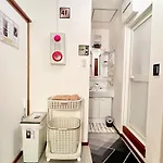 Guesthouse Reina Tsuruhashi Station - Vacation Stay 17732