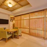 Hotel Sanrriott Kitahama