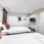 Uni Residence - Vacation Stay 17969