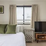 Prendre Namba Afp Apartment