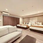Comforts81 Shinsaibashi