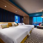 Hotel Universal Port