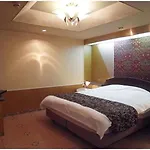The Study Room Ikutama