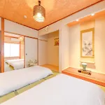 Osaka Tennoji Japanese House 3Stop-Namba Usj Xinyue