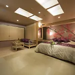 Hotel Lhotel