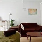 Whinny Room