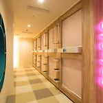 New Japan Lady\'S Capsule Hotel