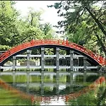 Bar併設の仕掛け満載忍者ハウス!Wi-Fi!天王寺電車で15分!帝塚山四丁目駅3メートル!