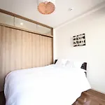 Alex\'S Home Shinsaibashi