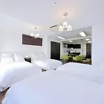 Osaka Namba Rakuraku Hotel