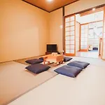 Tsudoya 鶴橋 Kon