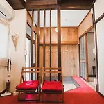 Tsudoya 鶴橋 Beni