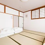 大阪中心商圈道頓堀内，步行行至心斋桥难波5分钟/日本桥 3分钟，绝美艺术主题公寓悠悠美宿 - 梦游娃娃