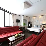 Liz5 Guest House Liz Nakazakicho