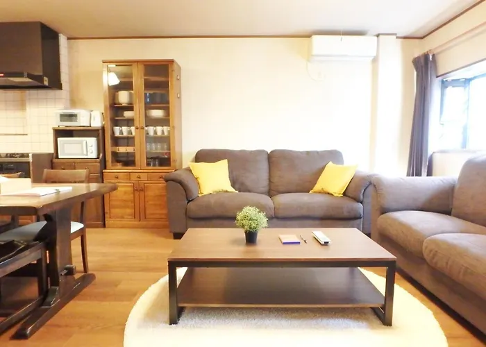 Shimanouchi Guest House
