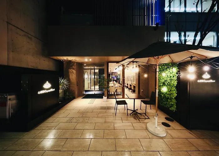 Shinsaibashi Crystal Hotel