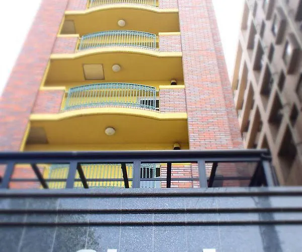 Step Inn Shin-Osaka Higashiguchi