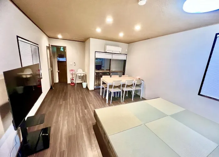 桃谷駅徒歩3分!バーベキュー可!商店街にある145平方!どこへ行くにも便利!コリアンタウンまで徒歩10分