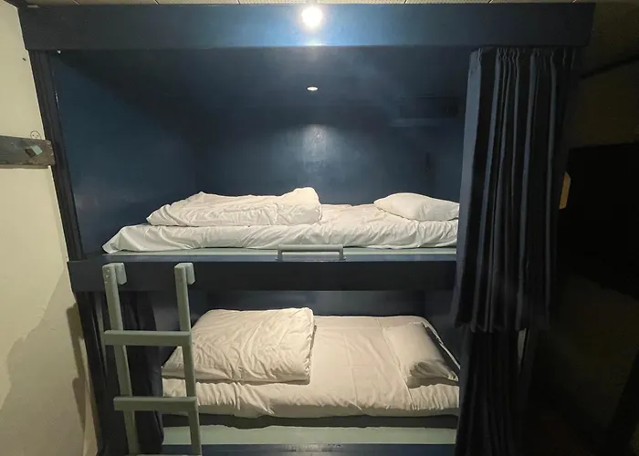 Air Osaka Hostel