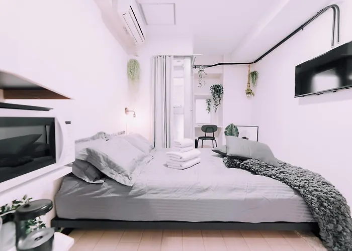 Minimalist Loft Namba Compact Studio With A 24-Hour Gym Ma501