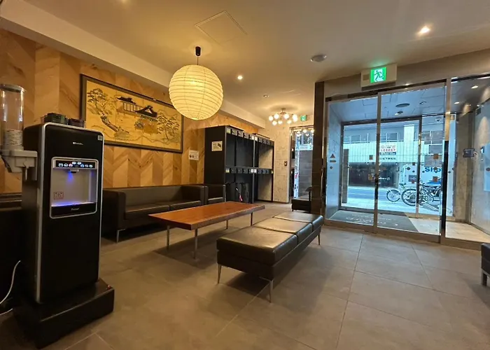 Comforts81 Shinsaibashi