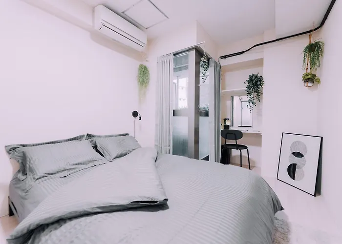 Minimalist Loft Namba Compact Studio With A 24-Hour Gym Ma1001