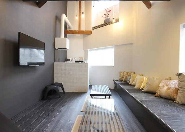 Sekai Hotel Mangetsu