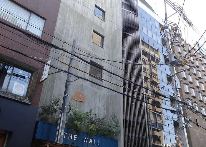 The Wall Hotel